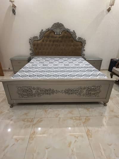 Bed with dressing and side tables(no mattress)