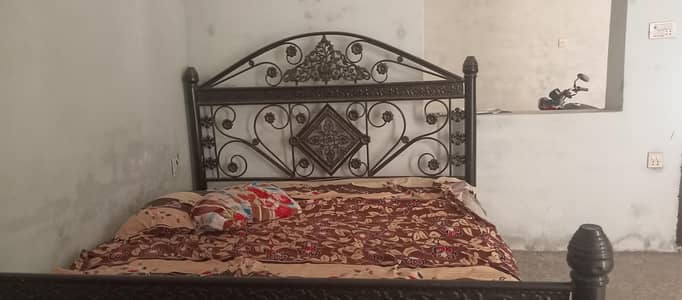 Bed for Sale – Good Condition