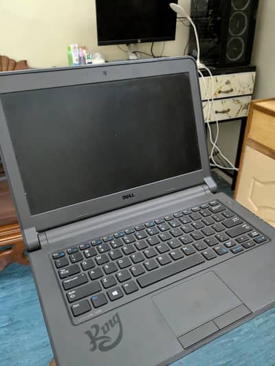 dell latitude 3350