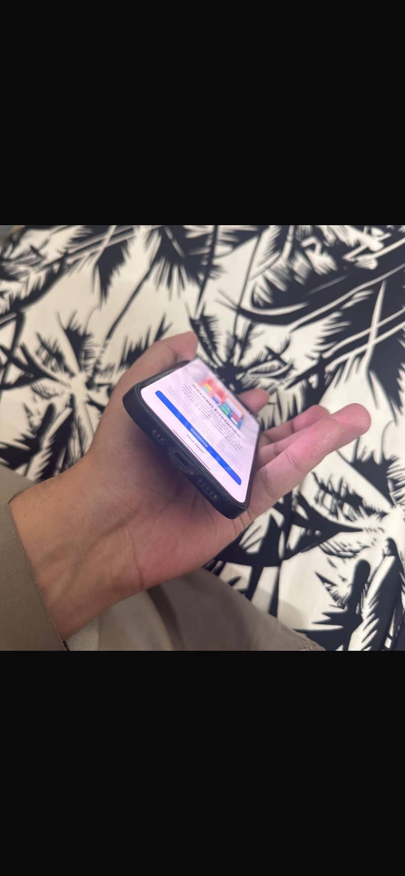 Apple iPhone 13 2