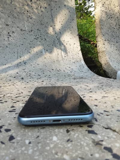 Apple iPhone XR