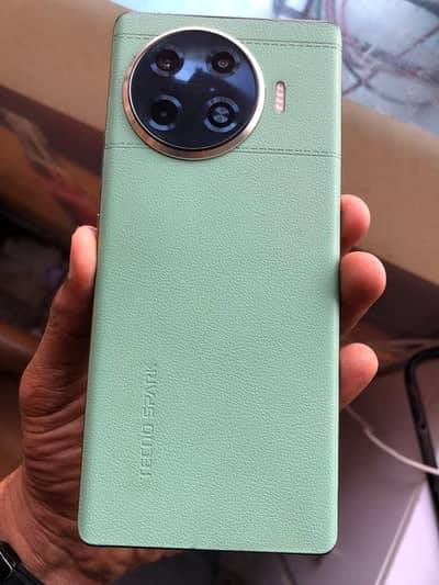 Tecno Spark 20 Pro Plus