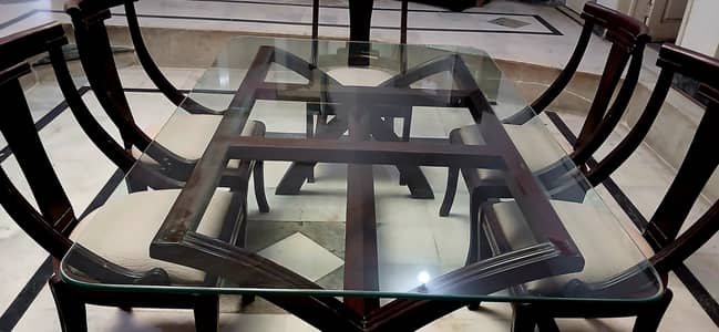 Solid Wood Crafted Dinning Table Set