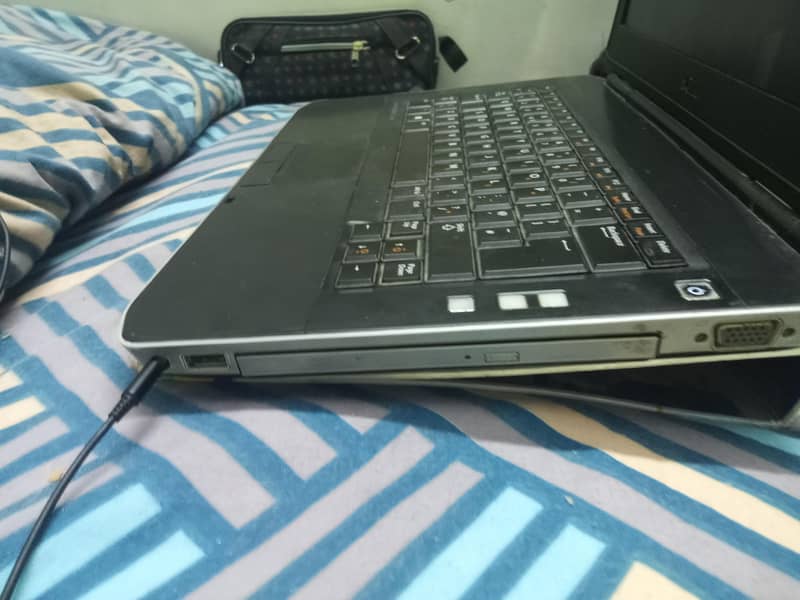 Latitude E5430 4