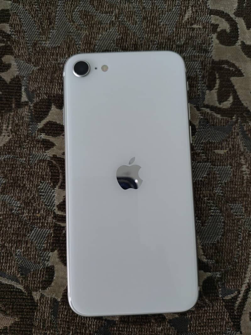 Apple iPhone SE 6