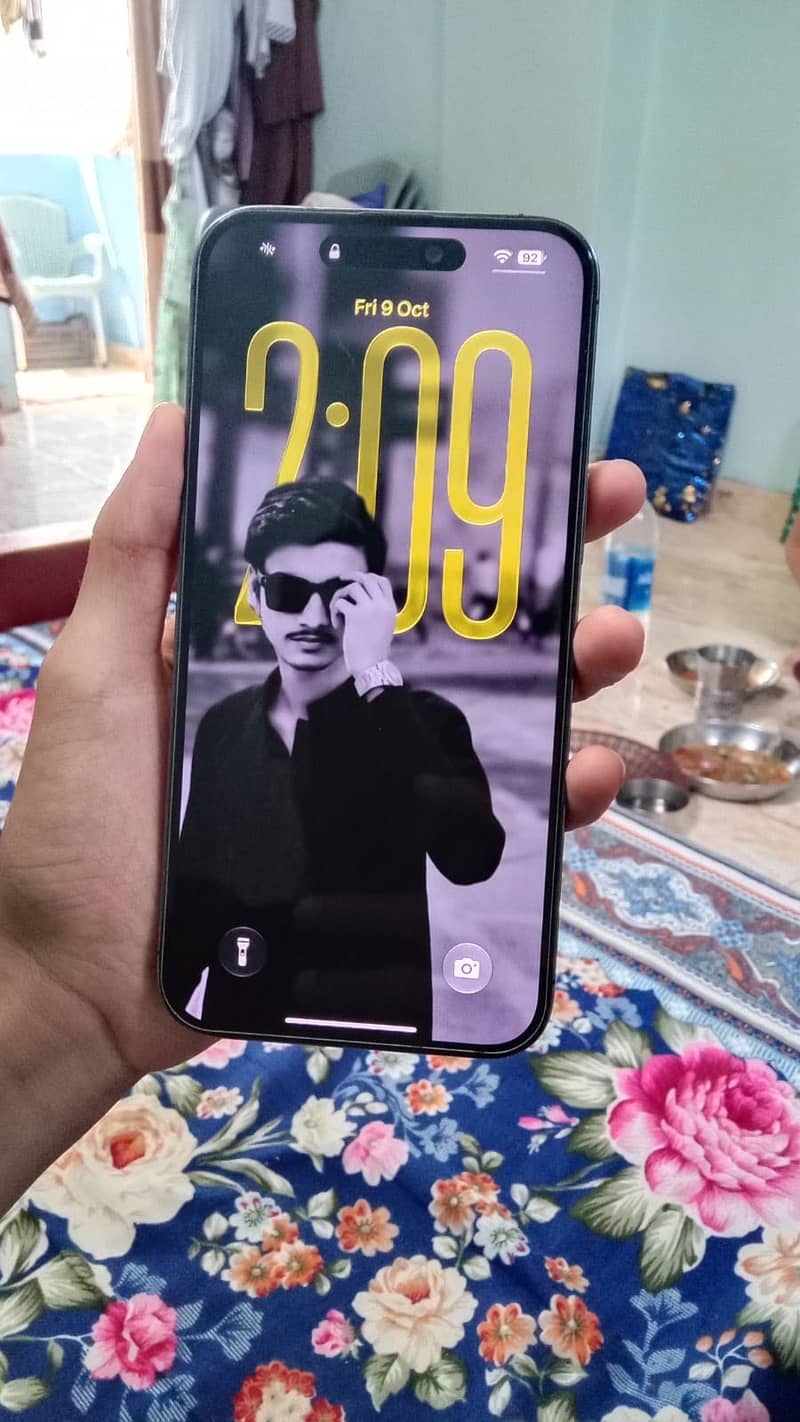 Apple iPhone 14 Pro Max 1