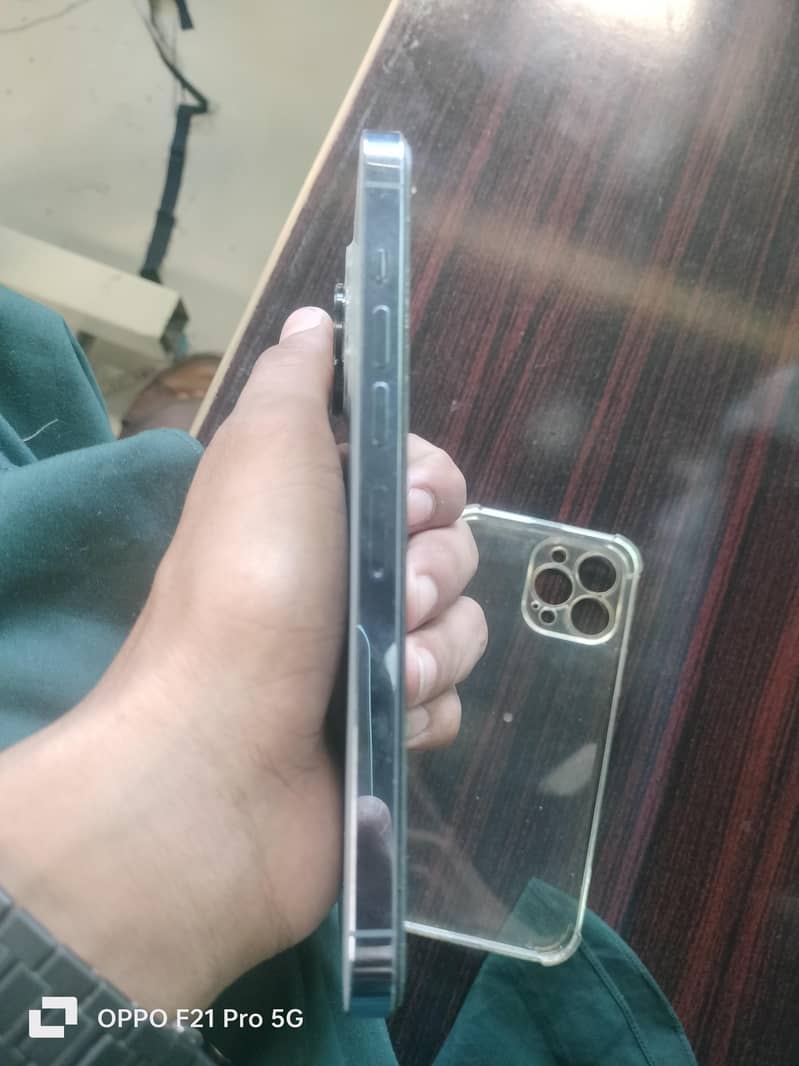 Apple iPhone 13 Pro Max 5