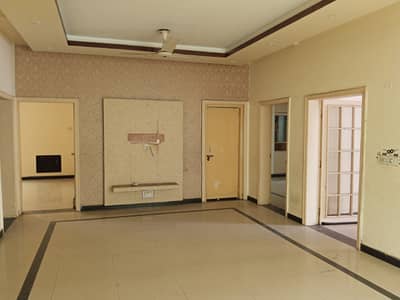 D H A Lahore 1 kanal owner Build Design House For Rent