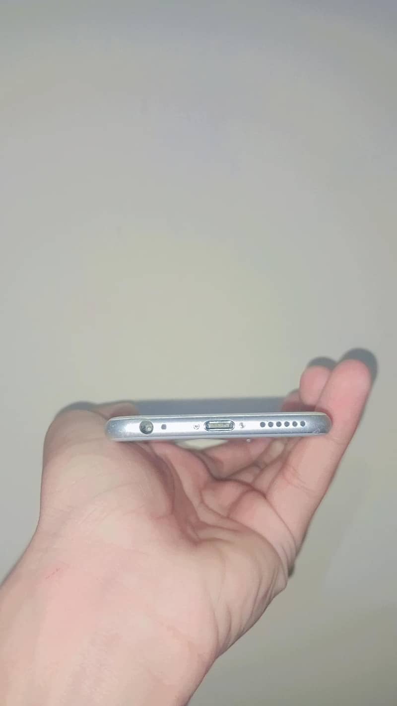 Apple iPhone 6 2