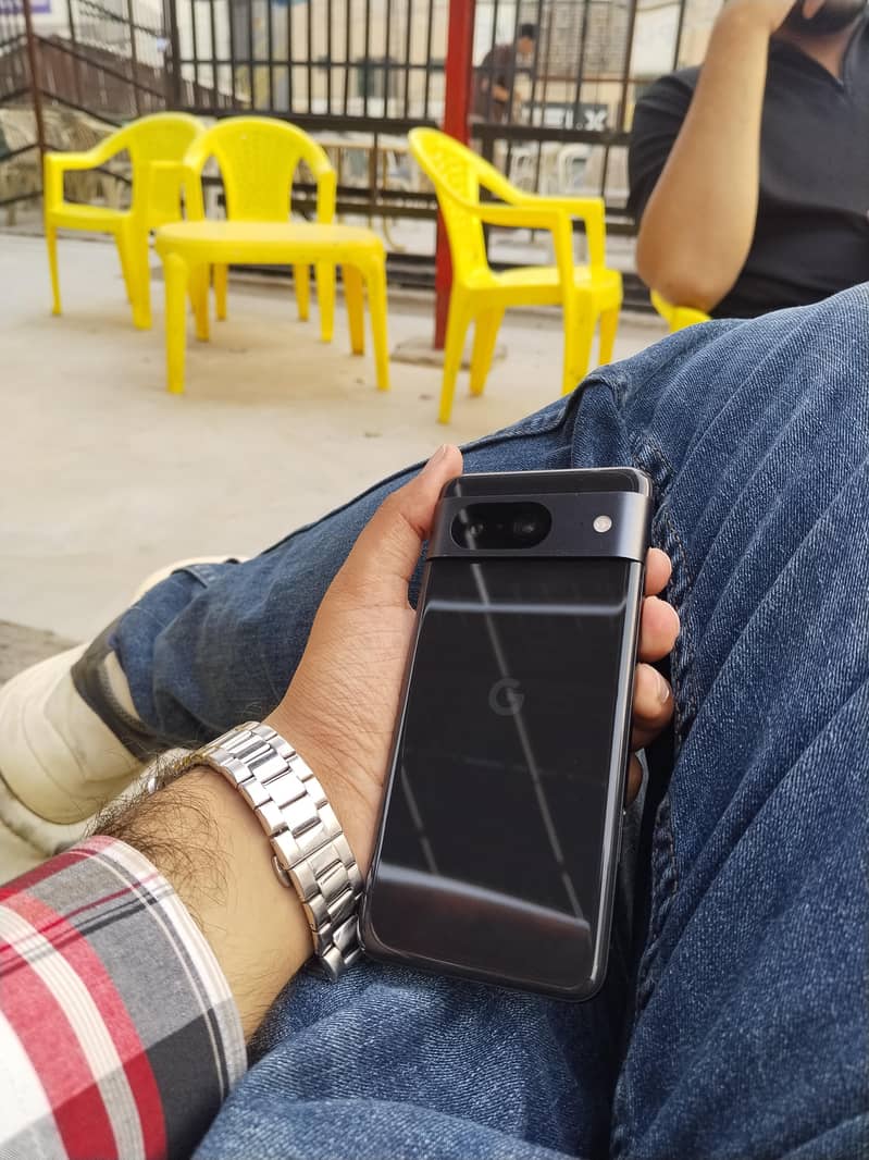 Google Pixel 8 3