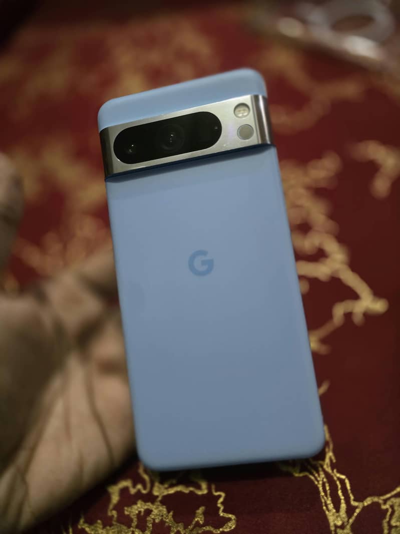 Google Pixel 8 Pro 2