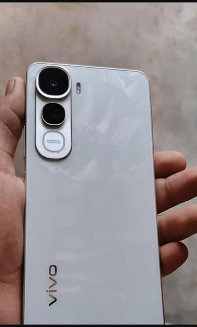 Vivo Y400
