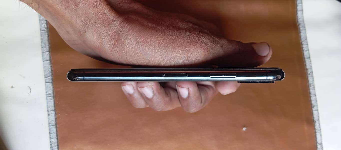 Apple iPhone X 1