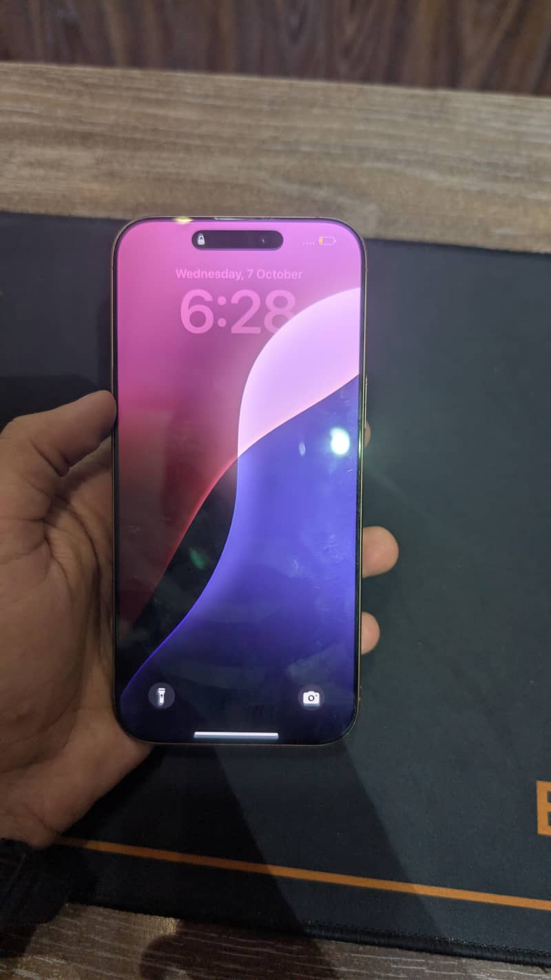 iPhone 16 Pro Max 2