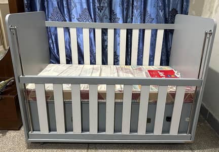 Baby cot