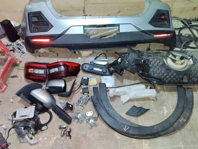Toyota raiz body parts silver and pearl white