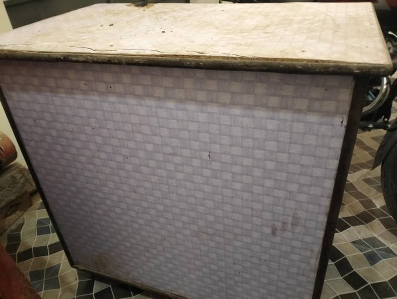 Computer Table 2