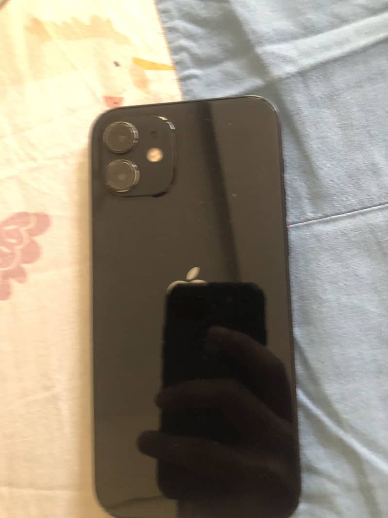 Apple iPhone 12 8