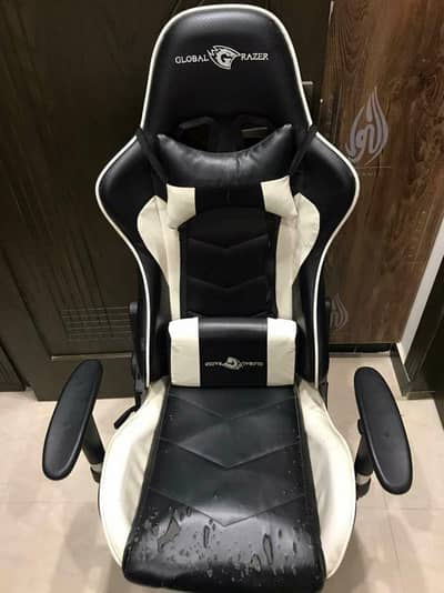 Gaming Chair,Oakwood Wardroob, Printer
