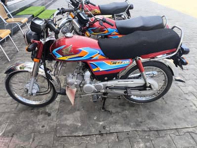 brand new condition total lamination new tyre one hand use first owner
