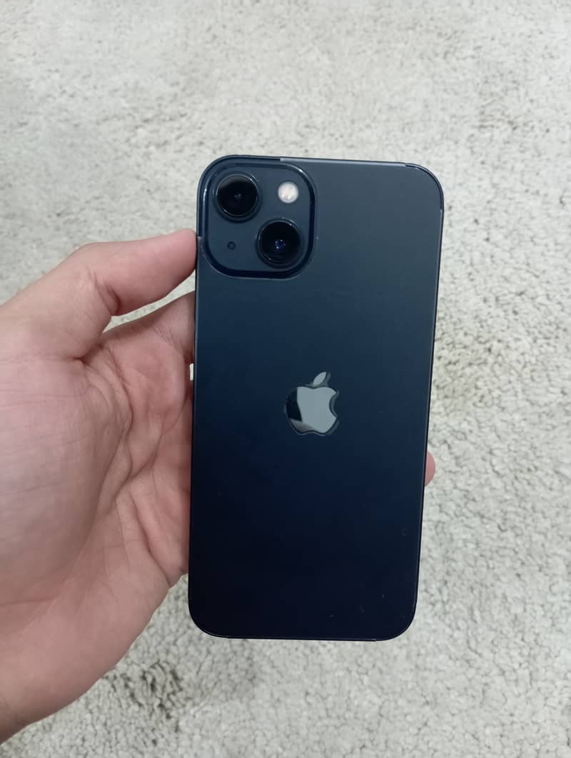 Apple iPhone 13 2