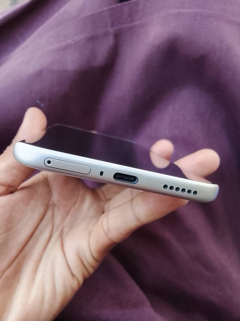 Infinix Note Edge 9