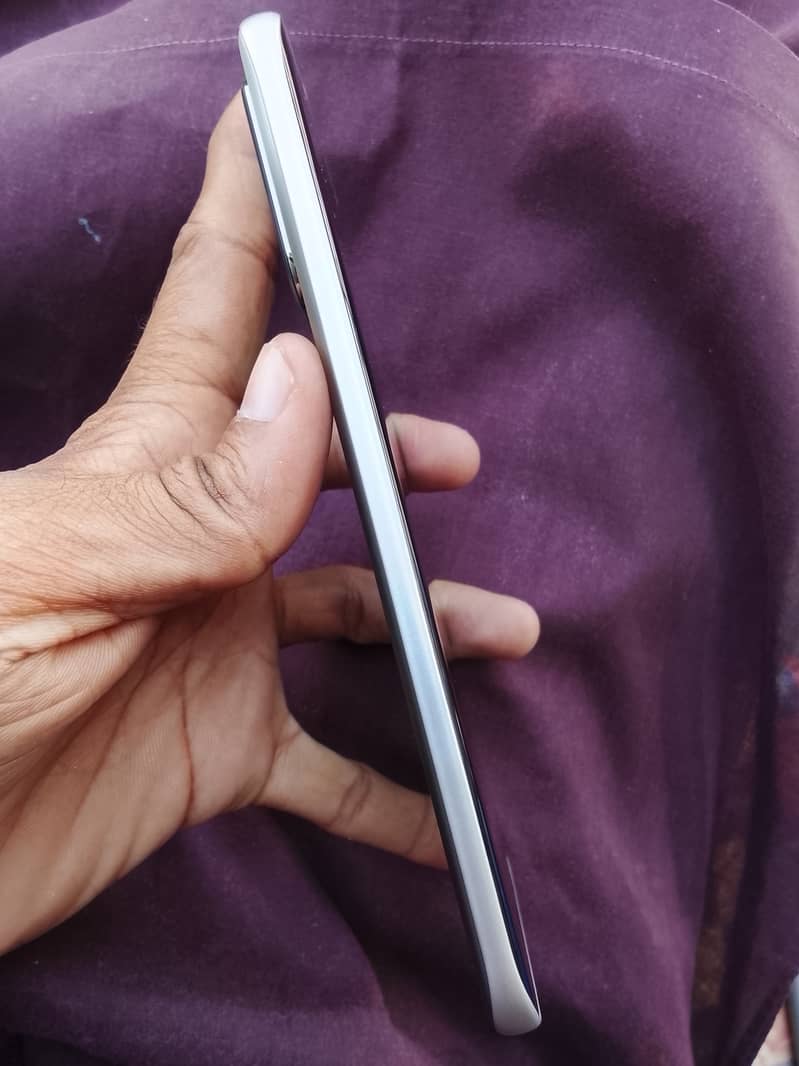 Infinix Note Edge 10