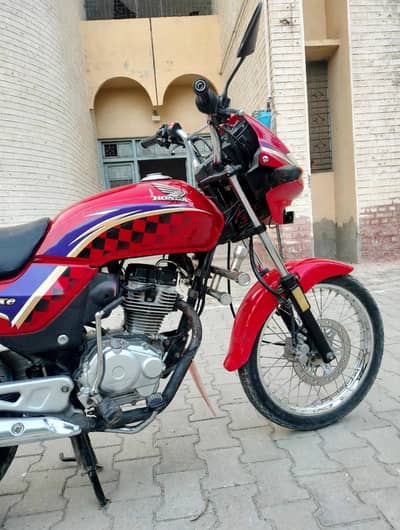 Honda CG Deluxe 125 For Sale