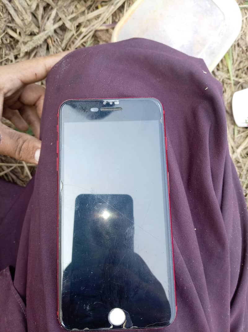 Apple iPhone 7 Plus 3