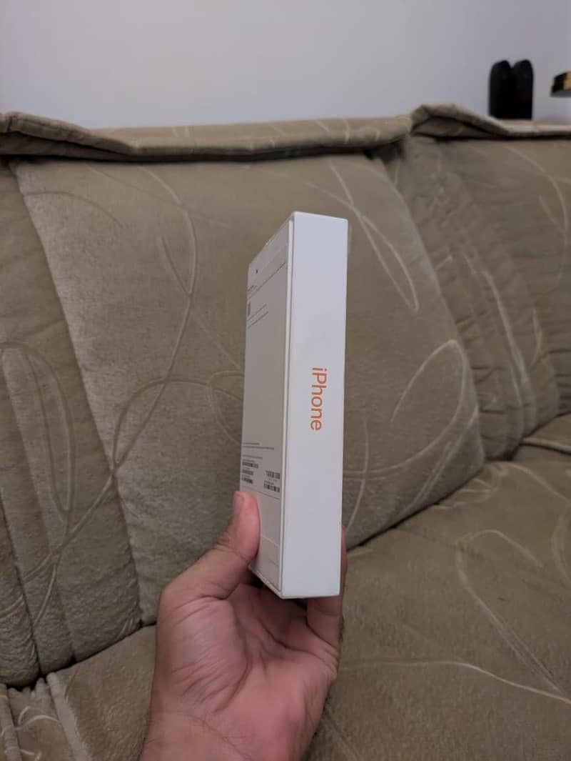 Apple iPhone 17 Pro Max 4