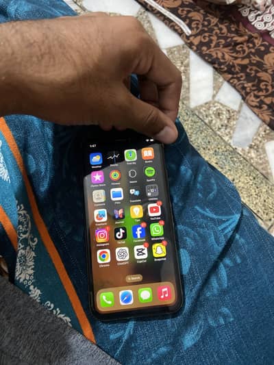 Apple iPhone XS 64 gb for sale