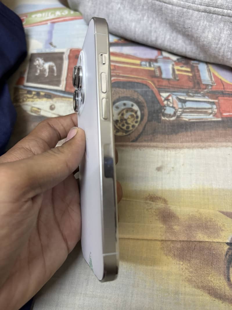 Apple iPhone 14 Pro 3