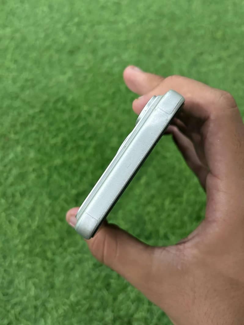 Apple iPhone 17 Pro Max 1
