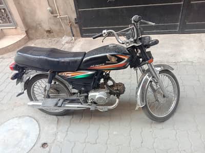 Honda 70 4 saLe