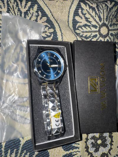 New (VA VA VOOM) watch complete new pin pack with box