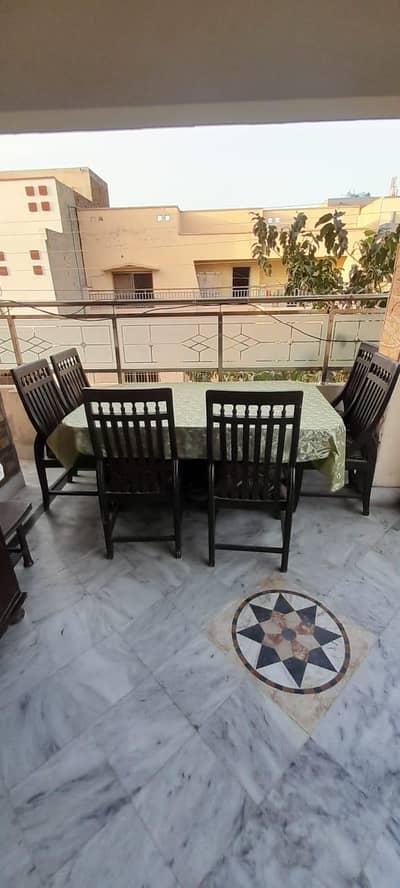 Dinning table with 6 chairs