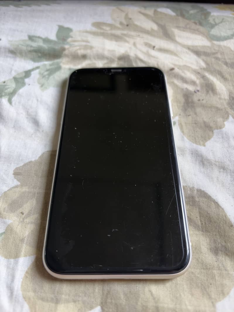 Apple iPhone 11 7