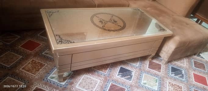 3  drawing room  table set  A one condition  look like new