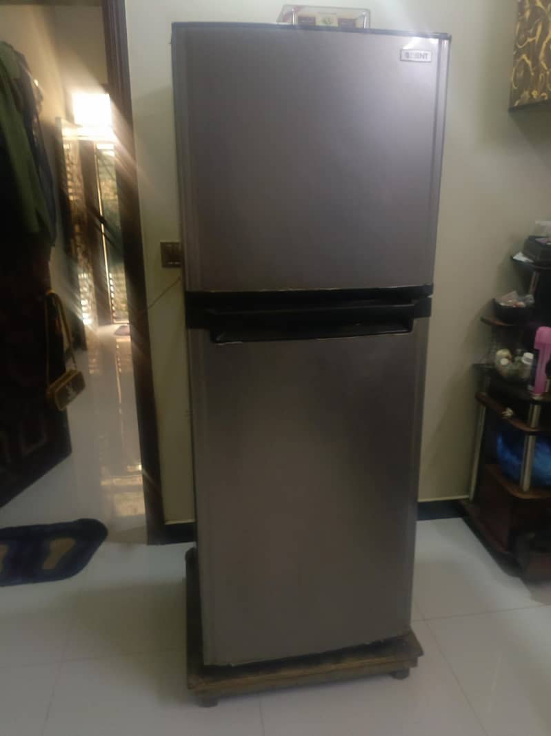 refrigerator 0