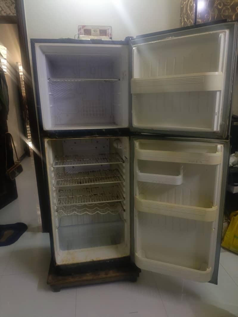refrigerator 1