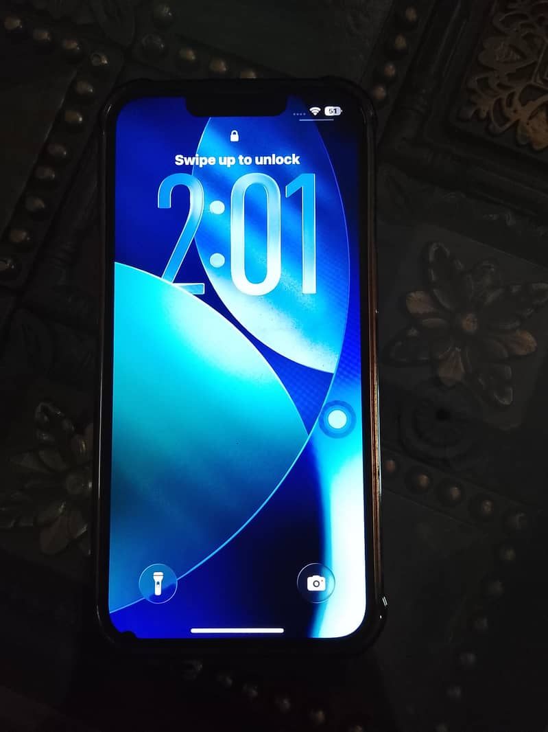 Apple iPhone 13 1