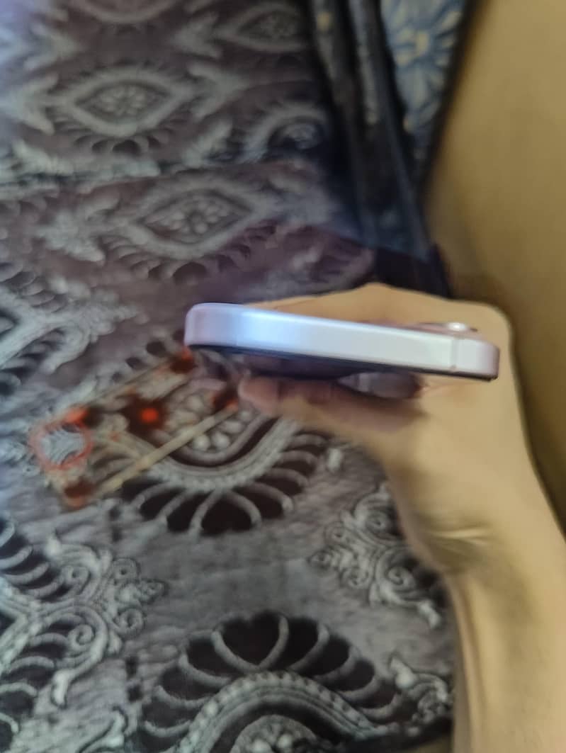 Apple iPhone 15 0