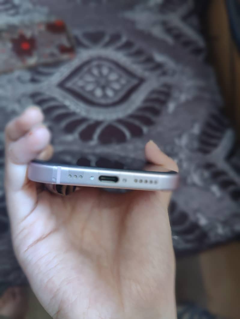 Apple iPhone 15 1
