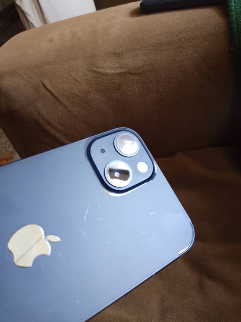 Apple iPhone 13 3