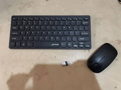 Wireless Keyboard and mouse Combo- Excellent Condition