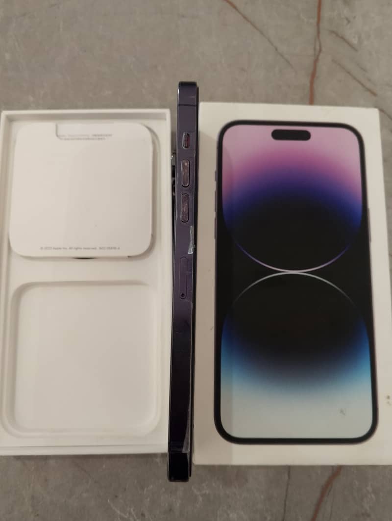 Apple iPhone 14 Pro Max 1