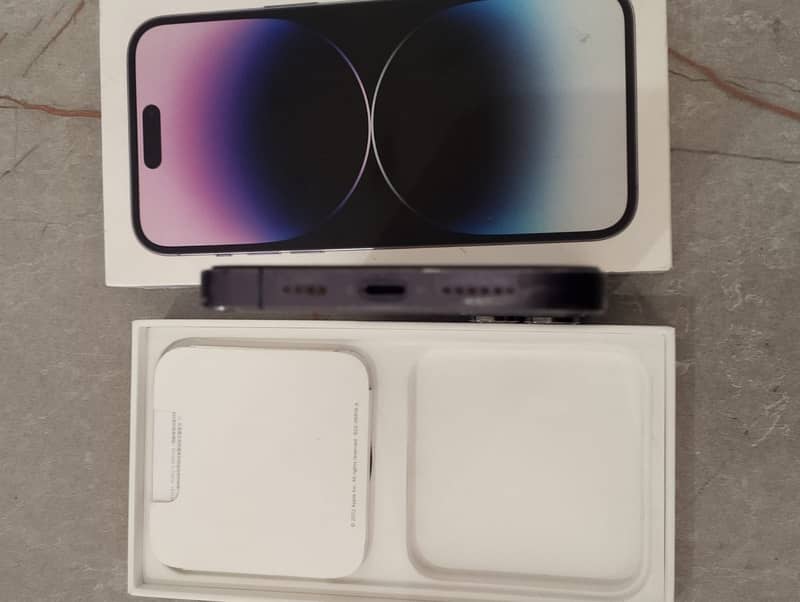 Apple iPhone 14 Pro Max 6