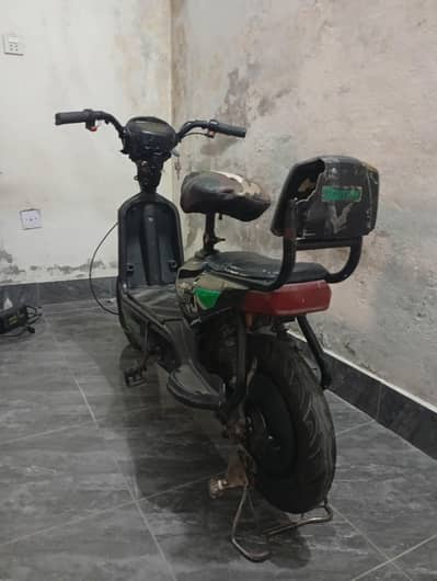 Electric Scooty Yj Future
