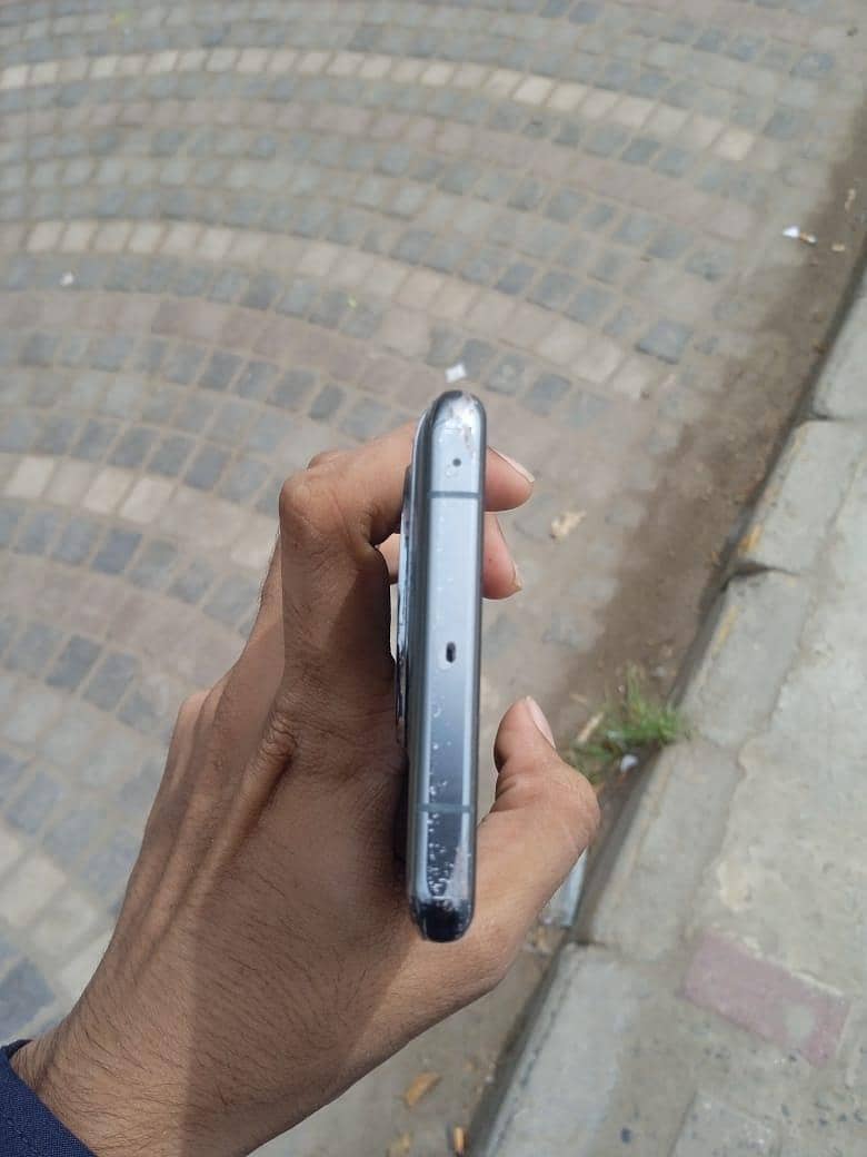 One Plus 11 6