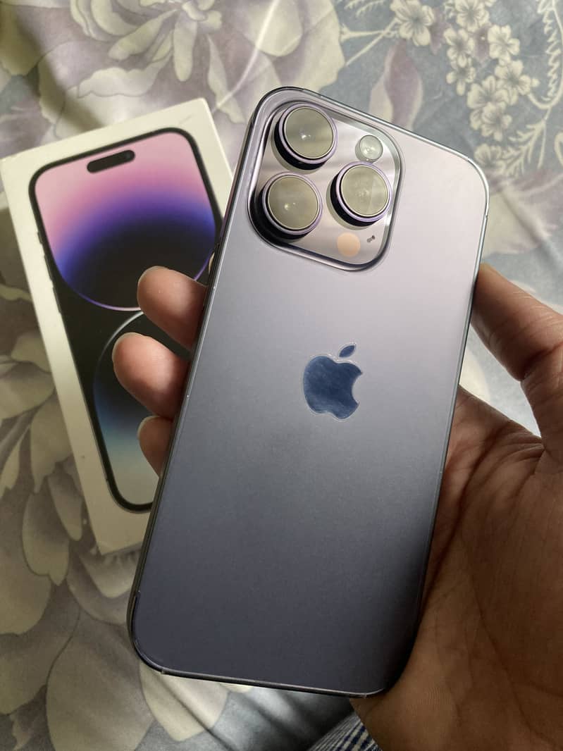 Apple iPhone 14 Pro 1